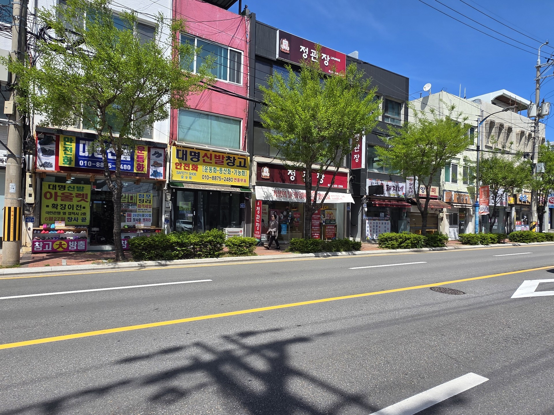 화단 걷어내고 보행공간 넓혔다… 속초 설악로데오거리‘새단장’